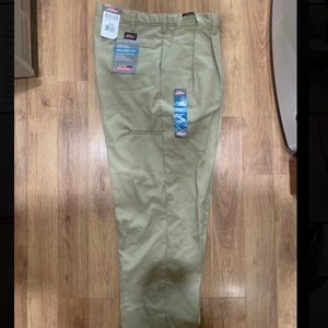 New Dickies mens pants